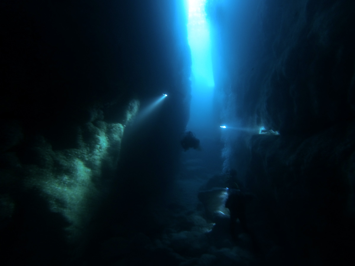 Tunnel at Inland Sea