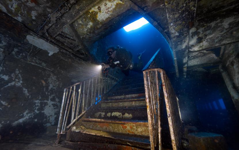 diver inside Karwela wreck